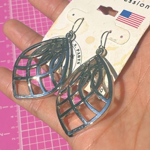 Pure Expressions earrings silver mash teardrop new with tag - Picture 4 of 4